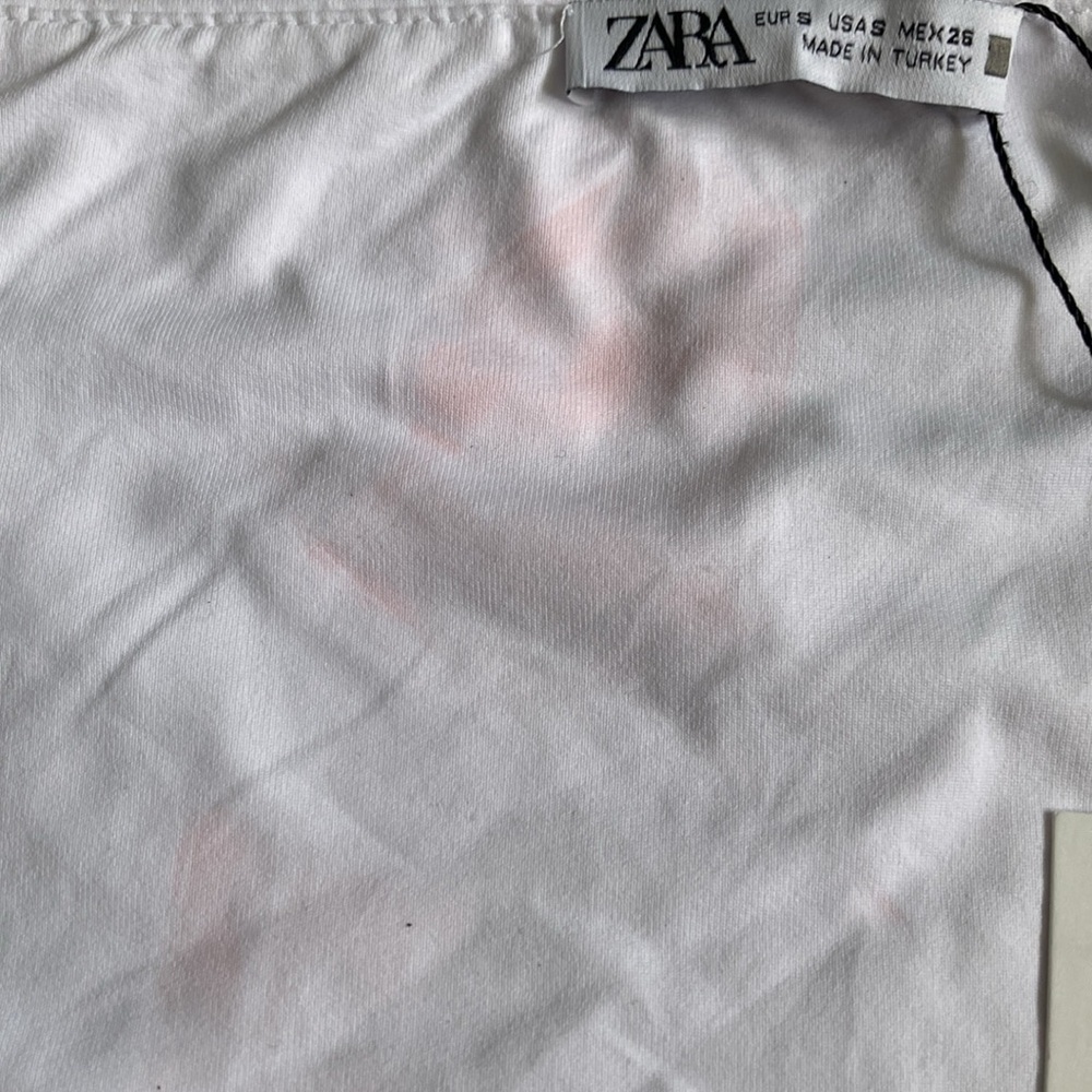 Zara Classic White Top - Picture 3 of 4